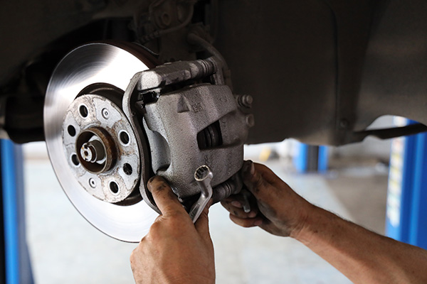 Can Brake Overheating Make Your Car Harder To Stop And Cause Warped Brake Rotors?