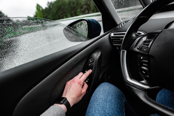 Common Signs That You Need Power Window Repair